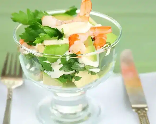 Verrines de crevettes au lait de coco et avocat